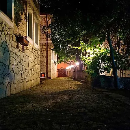 Paradise Imroz Butik Hotel 3*